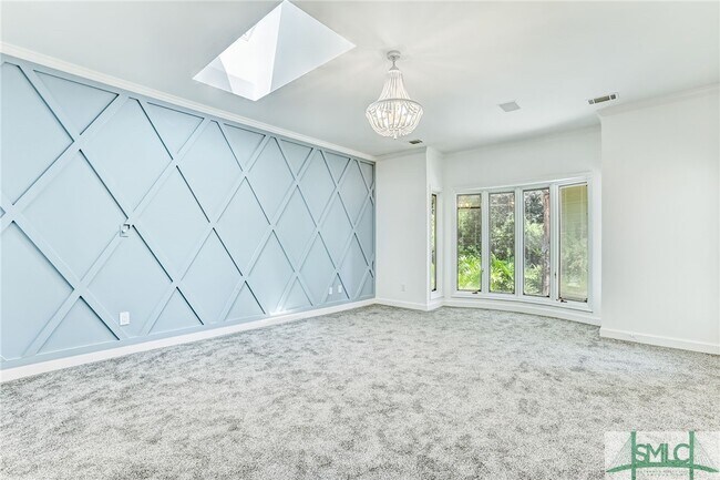Building Photo - 10 Sparkleberry Ln