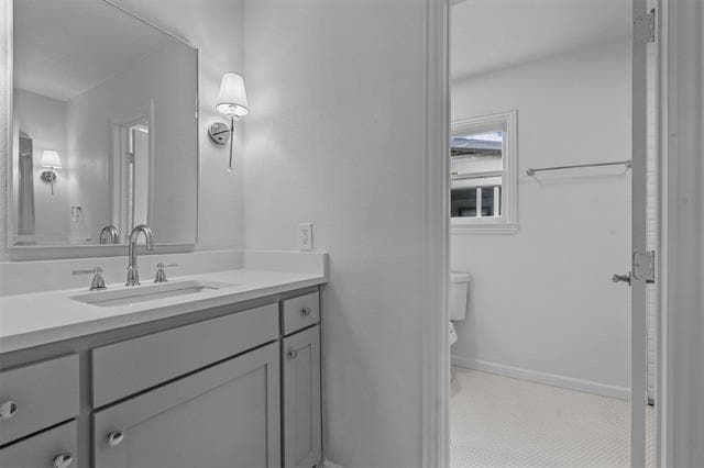 Building Photo - 5832 Tracyne Dr