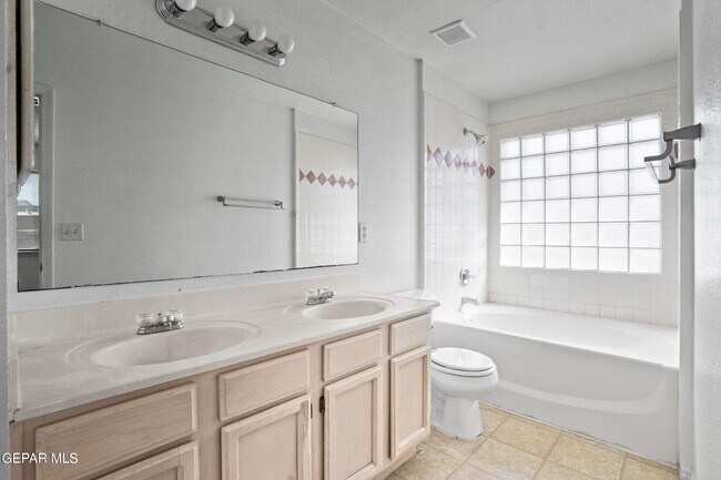 Building Photo - 12248 Via Granada Dr