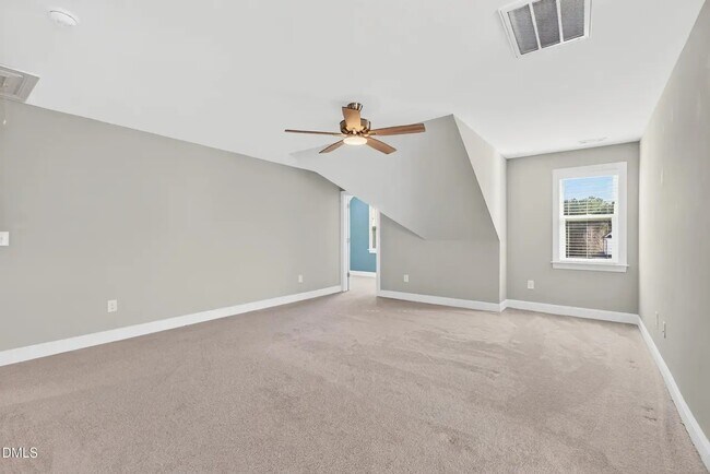 Building Photo - 90 Eagle Chase Dr