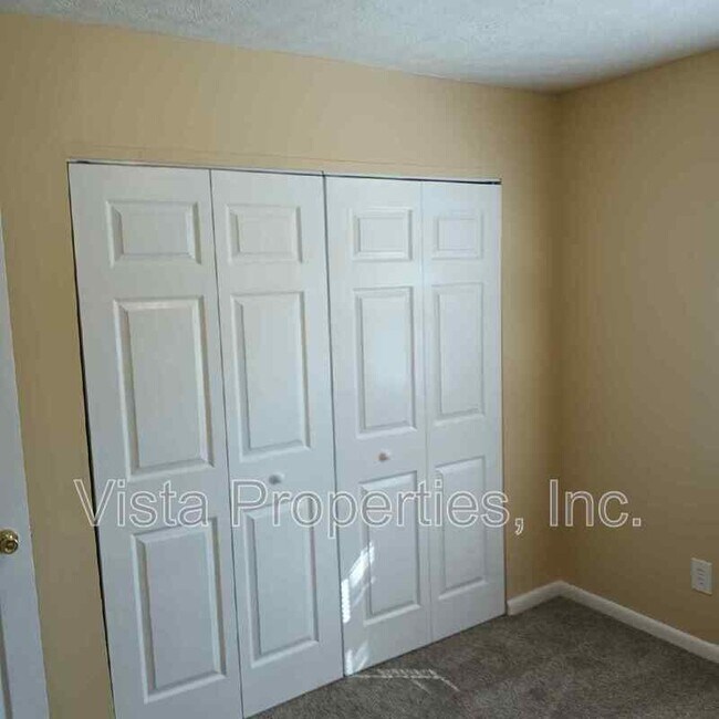Building Photo - 4119 Glen Hill Manor Dr