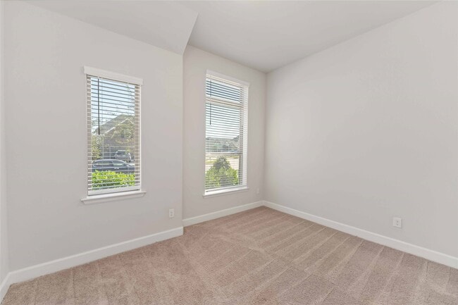 Building Photo - 20611 Morgan pasture Ln