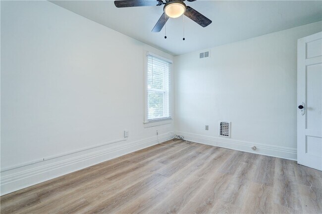 Building Photo - 151 Hampden Rd