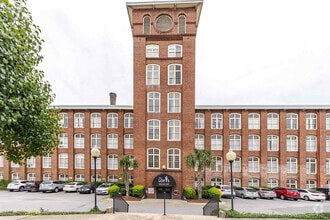 Building Photo - Yugo Columbia Lofts