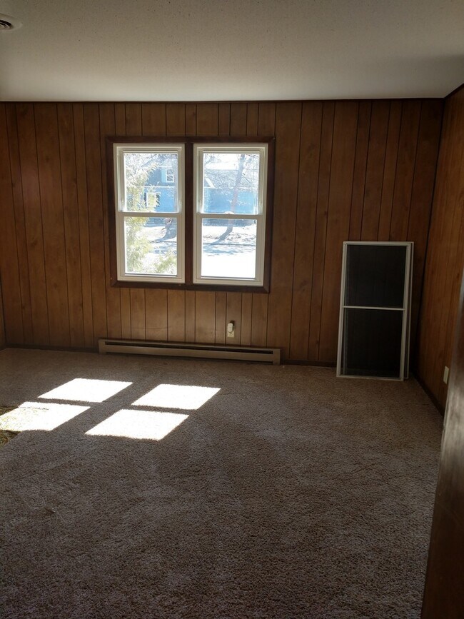 Building Photo - Onamia Single Family