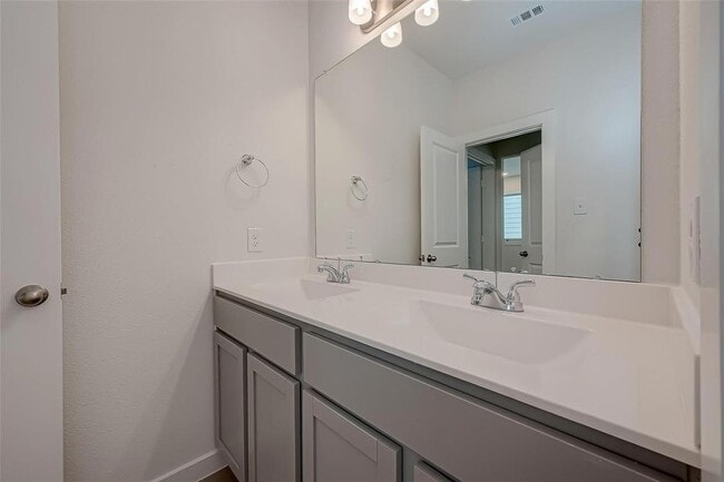 Building Photo - 17110 Pentland Hls Wy