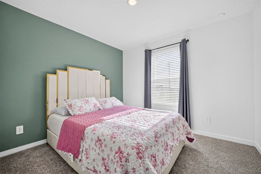Building Photo - 10206 Penryn Frst Trl