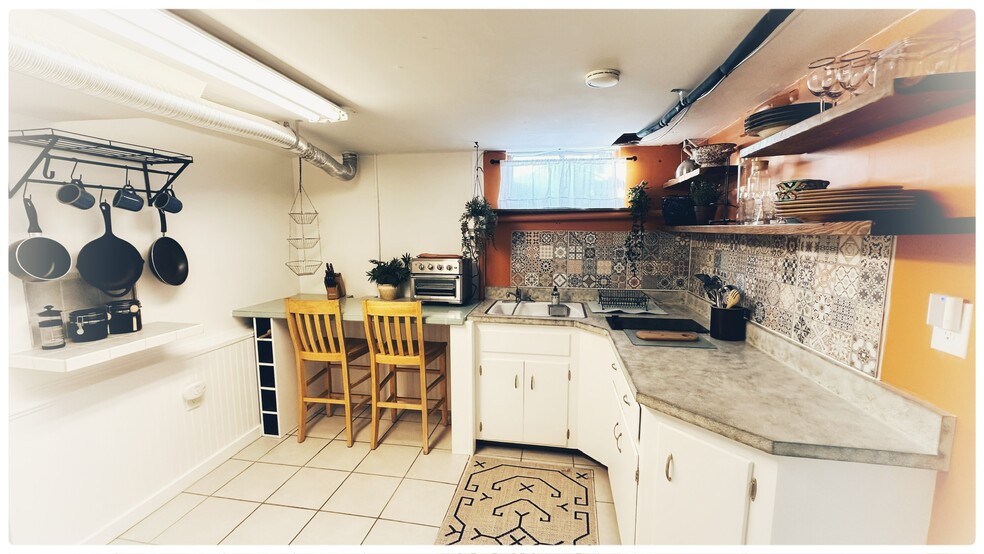 Primary Photo - 485 S Lamar St