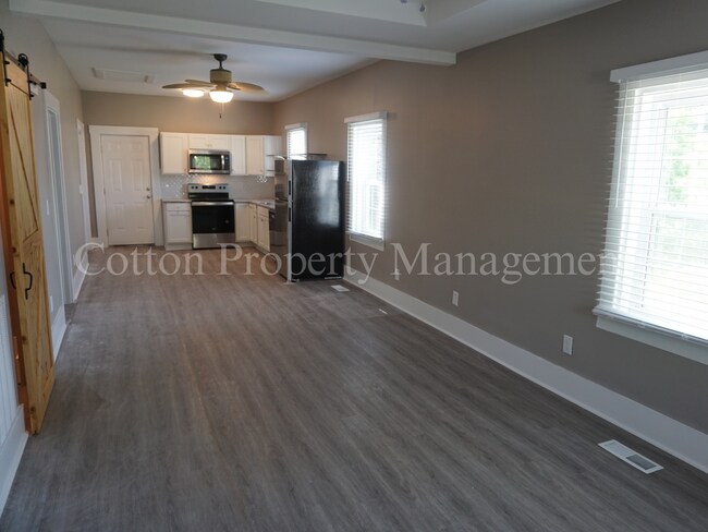 Building Photo - 2BR/2BA Home in Downtown Wilmington - $1,3...