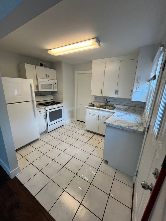Building Photo - SJK Dwellings LLC