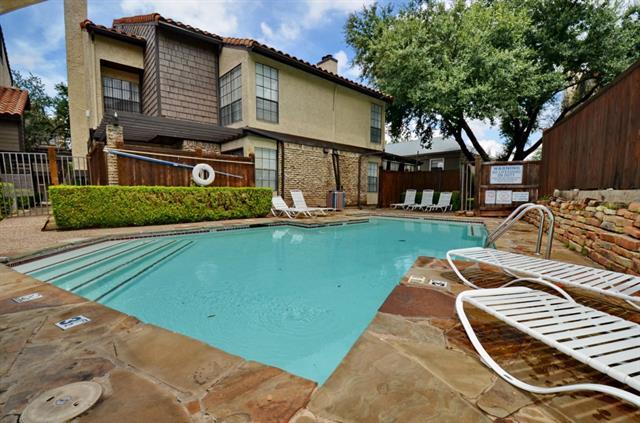 Building Photo - 5630 Spring Valley Rd