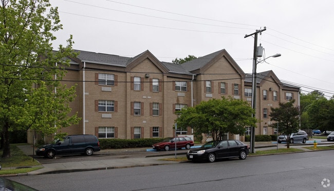 Building Photo - The Anchorage