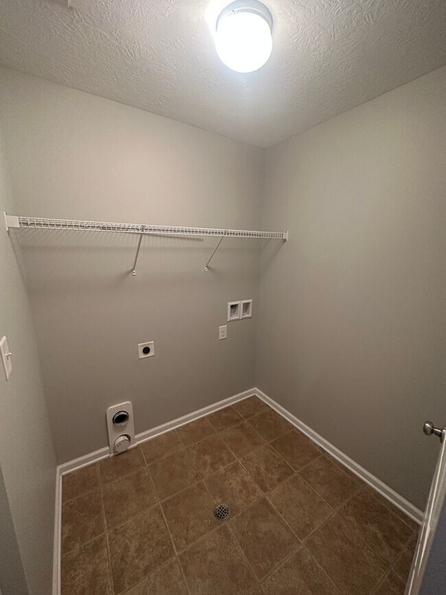 Building Photo - Great 3BR, 2.5BA home in Martinez!
