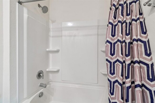 Building Photo - 5667 Chorleywood Ln