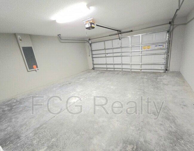 Building Photo - 57 Locust Run Dr