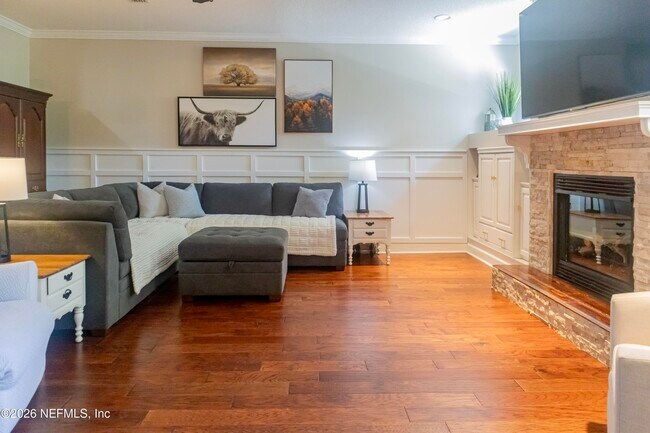 Building Photo - 904 Gallier Pl