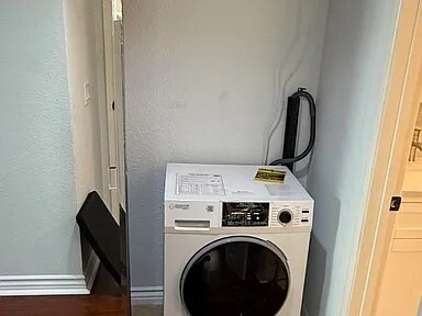 Building Photo - 3945 Nobel Dr