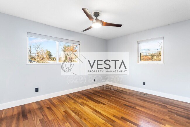 Building Photo - 23 Norman Rd