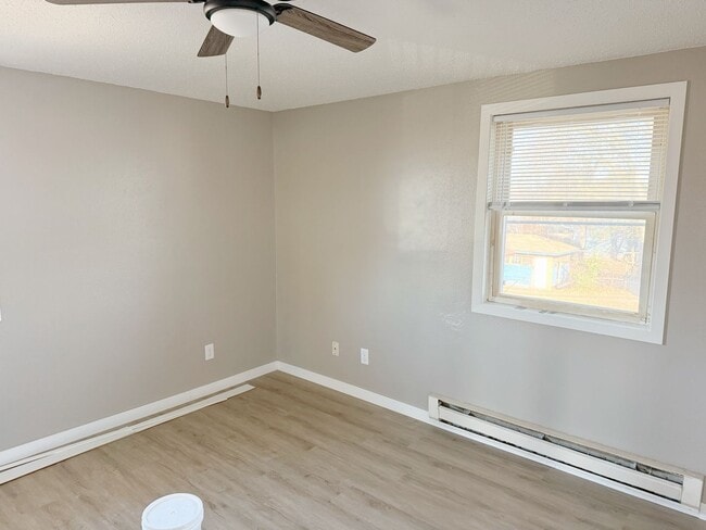 Building Photo - 525 St Andrew St