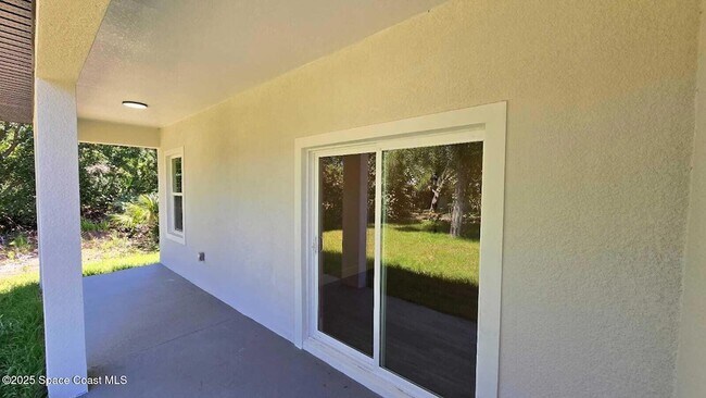Building Photo - 2966 Pomello Ave SW