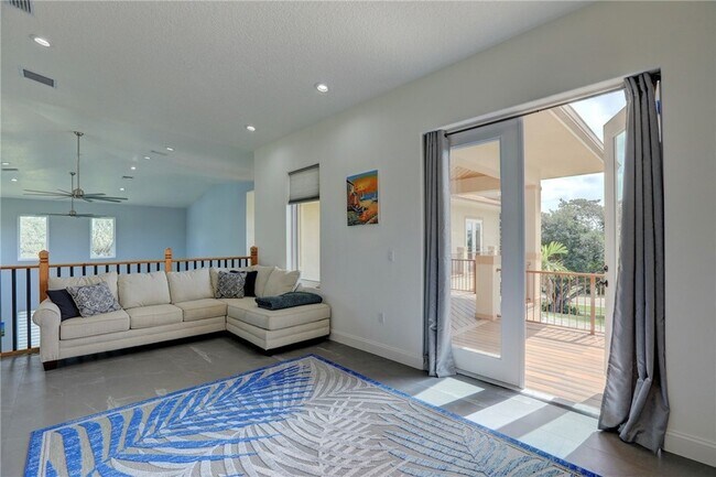 Building Photo - 7785 Grand Oak Cir