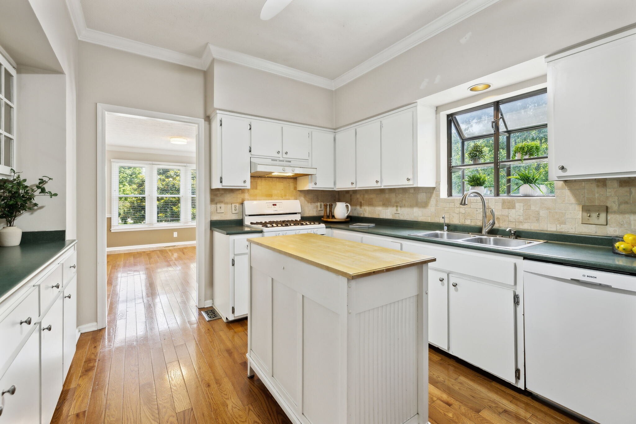 Building Photo - 316 McCoin Dr