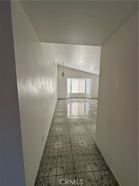 Building Photo - 8505 Robinia St