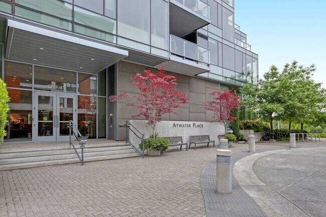 Building Photo - Elegant South Waterfront with 2 Parking Sp...