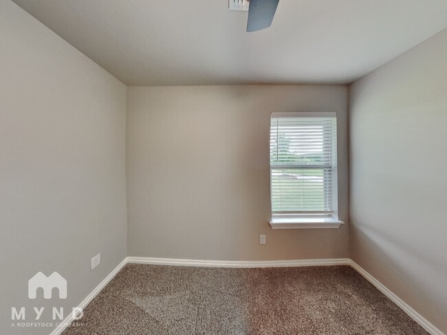 Building Photo - 509 Texoma Dr