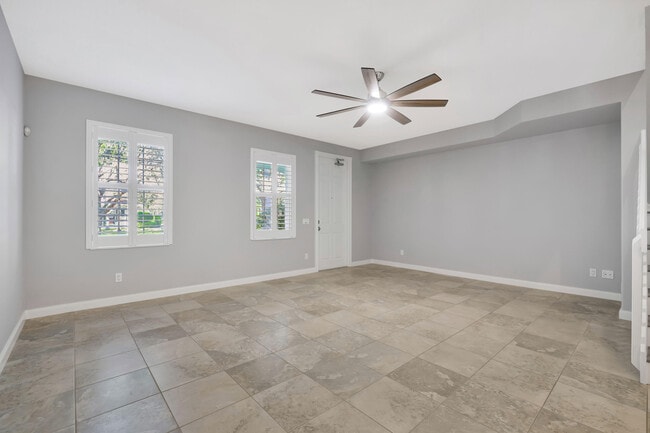 Building Photo - 2873 E Community Dr