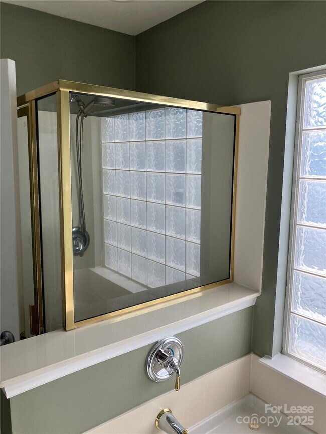 Building Photo - 12503 Twelvetrees Ln