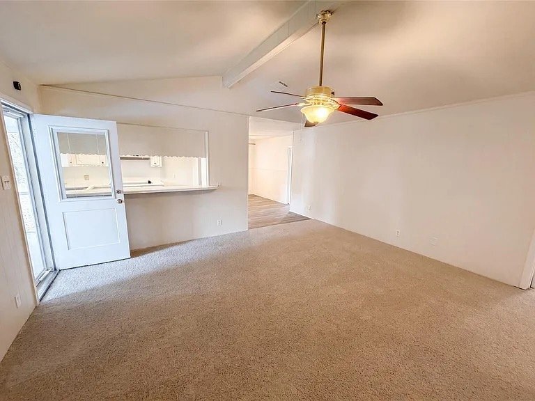 Building Photo - 910 Luella Ave