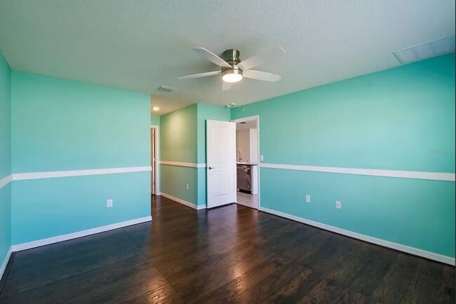 Building Photo - 16709 Parker River St