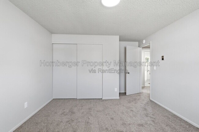 Building Photo - 13604 E 5th Ave