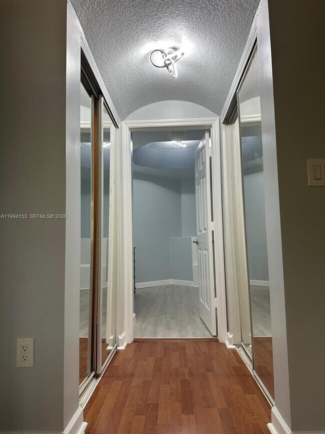 Building Photo - 11369 NW 73rd Terrace