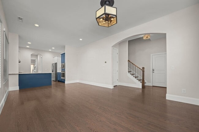 Building Photo - 3525 Darrell Dr