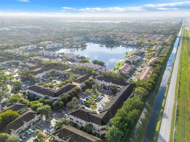 Building Photo - 5670 NW 116th Ave