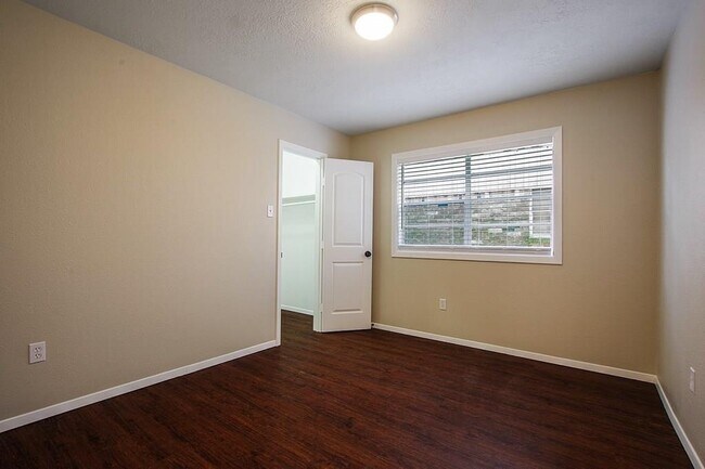 Building Photo - 4205 Ember Ln