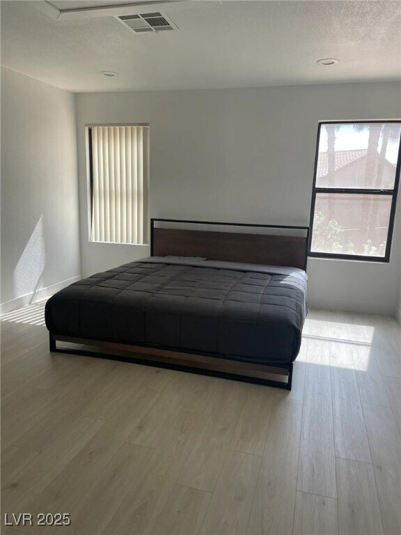 Building Photo - 3004 Ocean View Dr