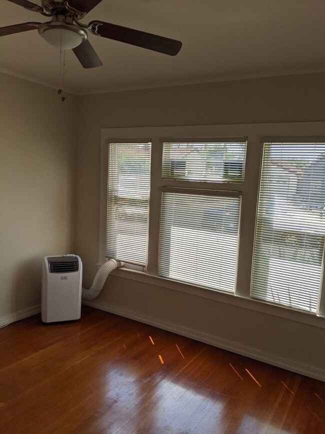 Building Photo - SAN JOSE - Craftsman style cottage with ya...