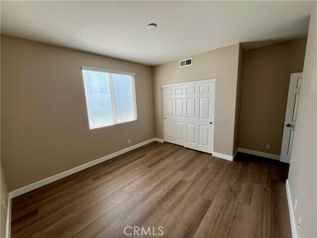 Building Photo - 6686 Sand Dunes St