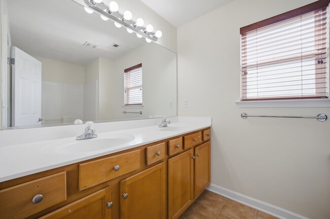 Building Photo - 5205 Pughsville Rd