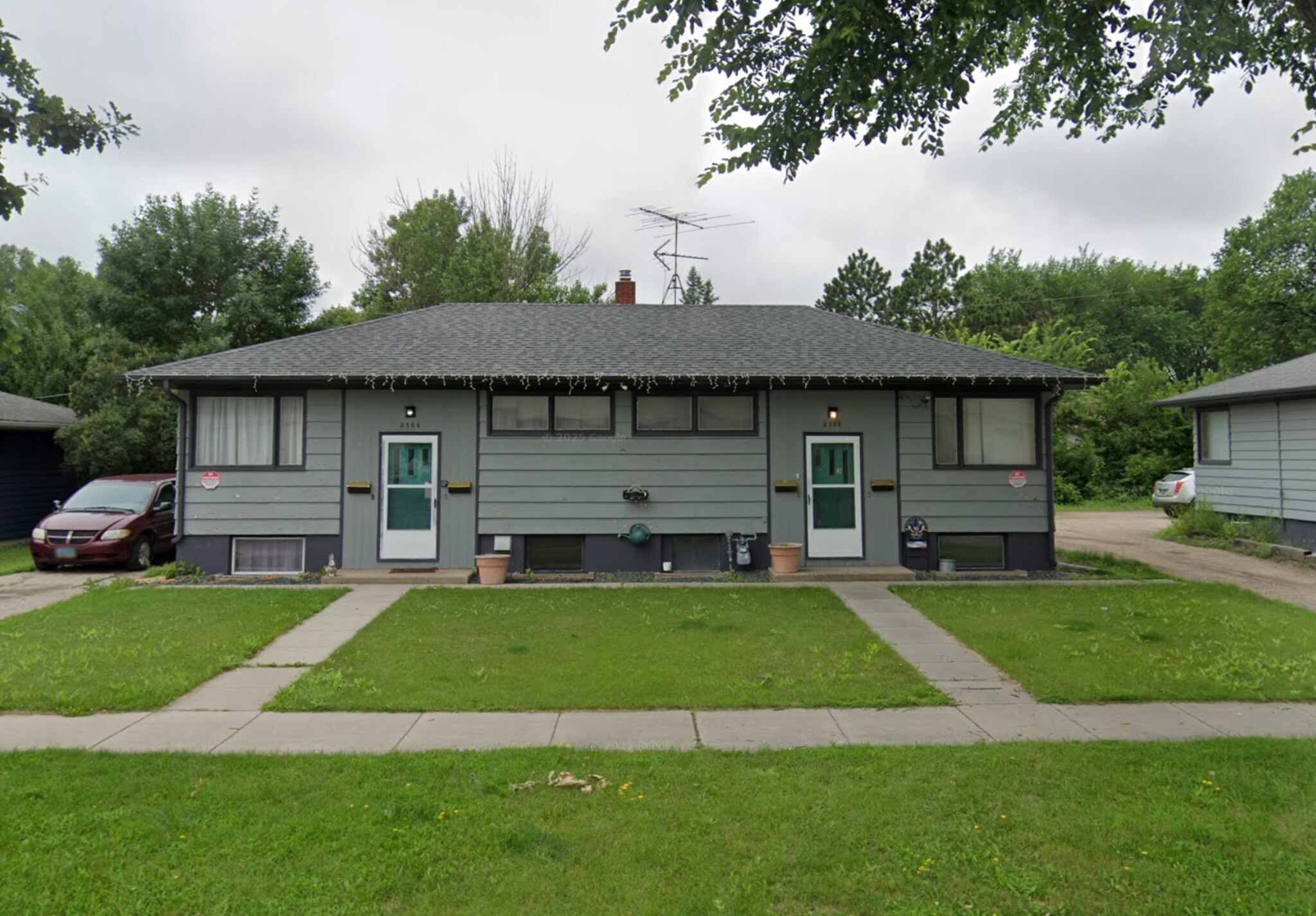 Building Photo - 2506 8th St N