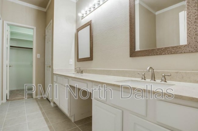 Building Photo - 7001 Van Gogh Dr