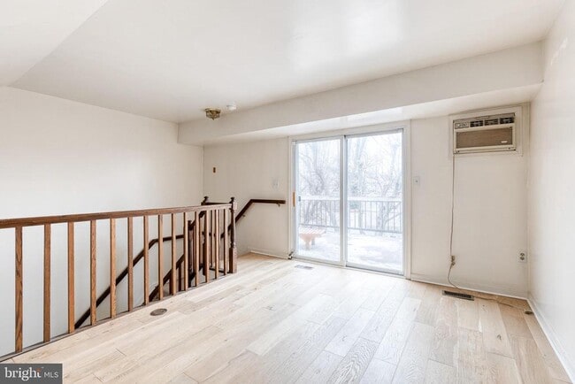 Building Photo - 1928 Aliceanna St