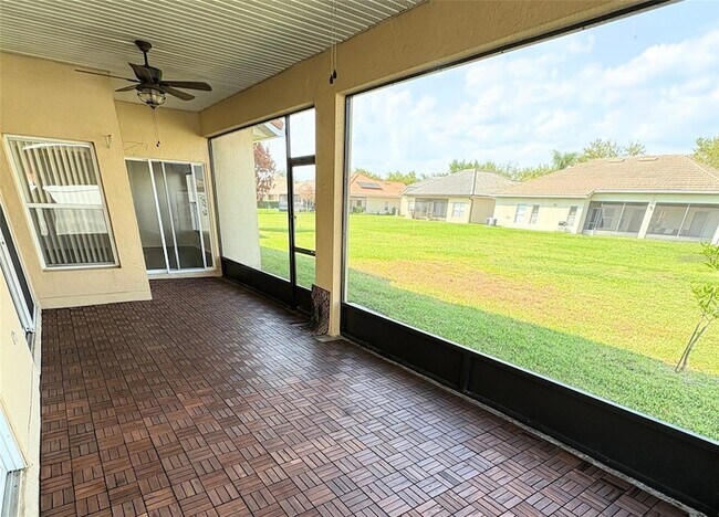 Building Photo - 3637 Weatherfield Dr
