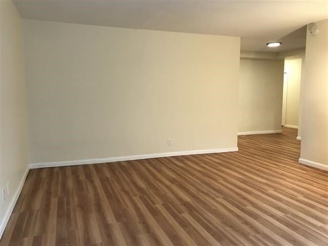Building Photo - 201 St Pauls Ave