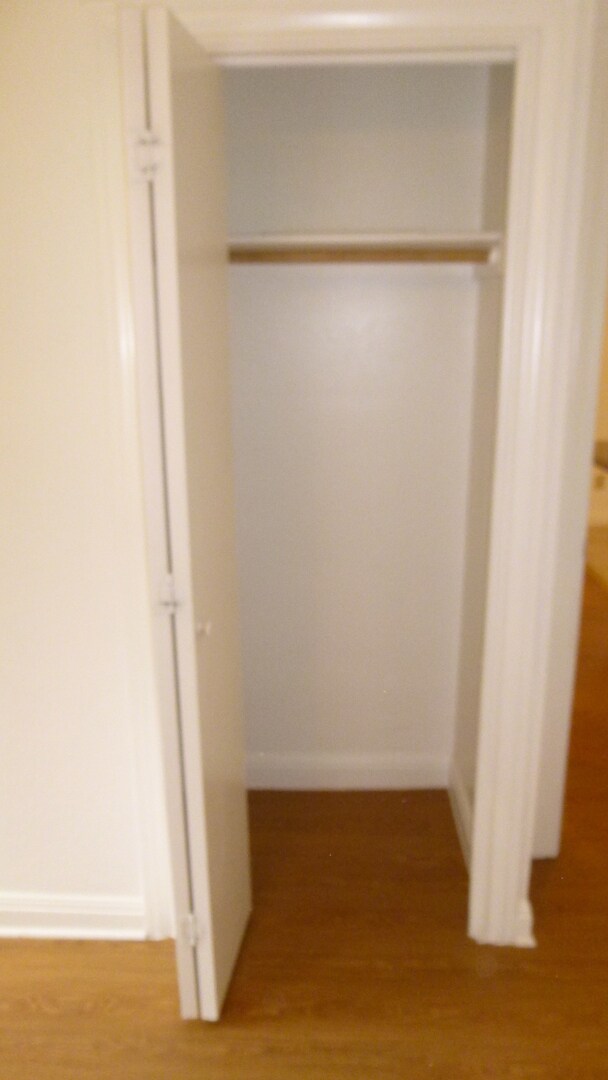 Building Photo - Fantastic cottage in SoCo