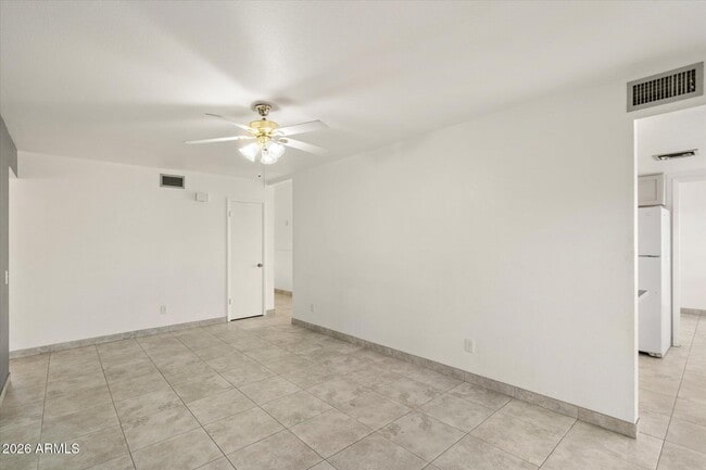 Building Photo - 8037 N 40th Ave