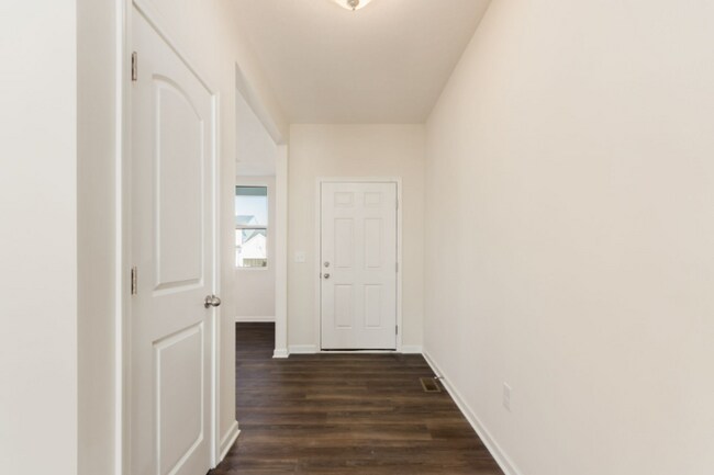 Building Photo - 317 Raccoon Ave